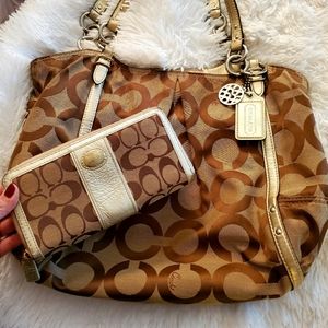 Coach Purse & Wallet